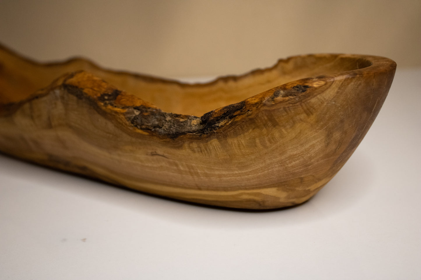 Long olive wood container | 35cm