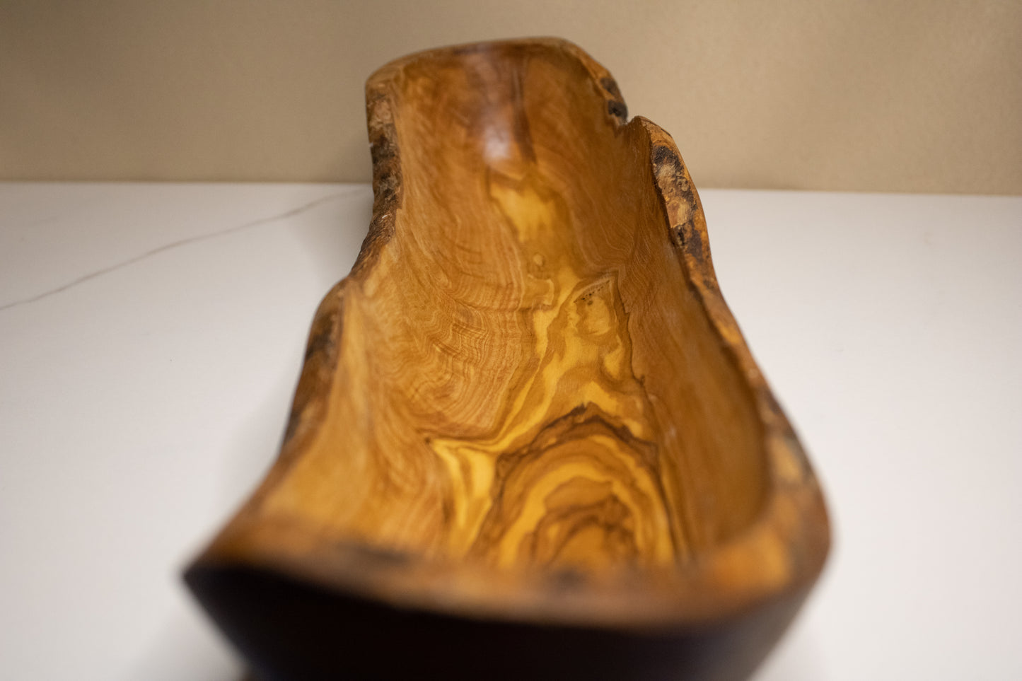 Long olive wood container | 35cm